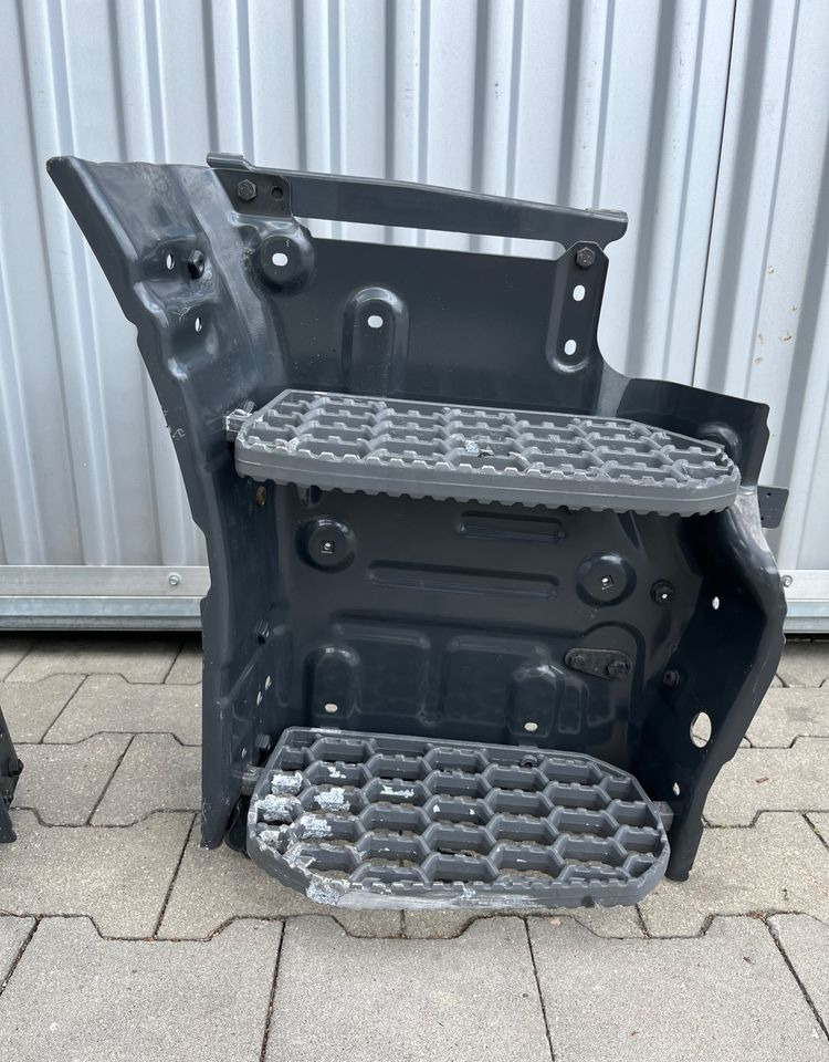 Stopnica Scania S NGS stopień właz schody - Peldaño para Camión: foto 3 Stopnica Scania S NGS stopień właz schody - Peldaño para Camión: foto 3