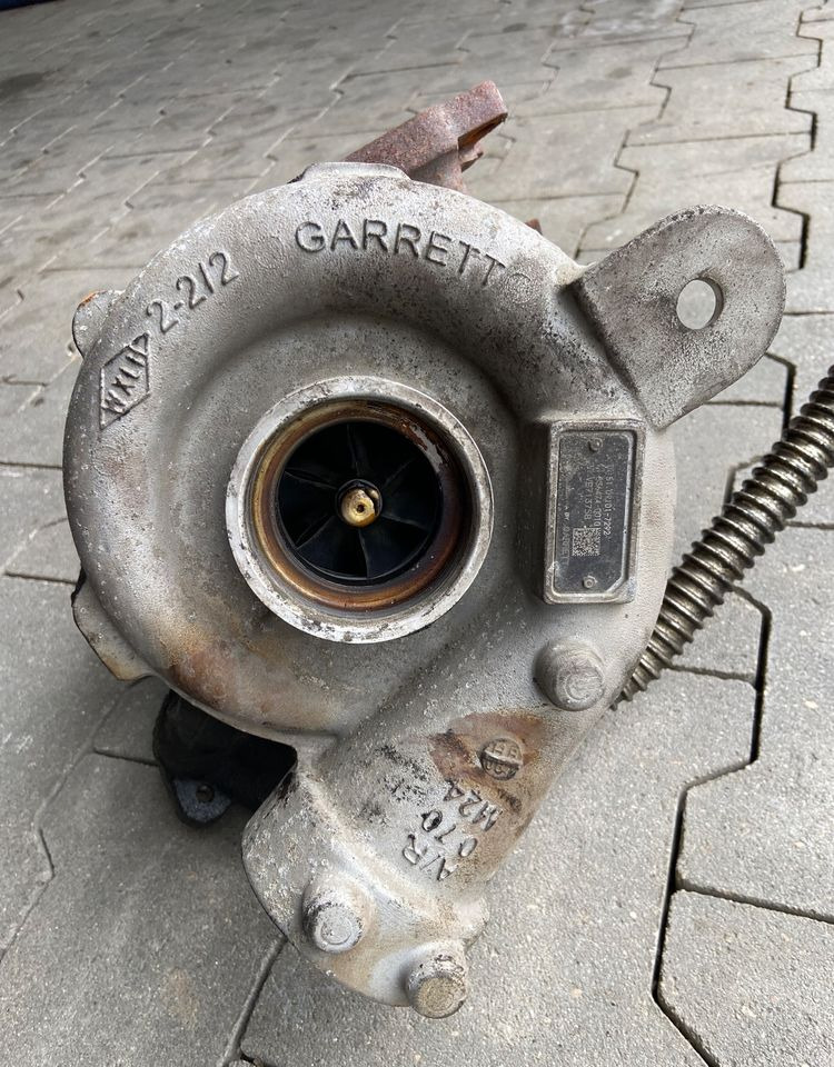 Turbosprężarka MAN TGX TGS euro 6 turbina - Turbocompresor para Camión: foto 2 Turbosprężarka MAN TGX TGS euro 6 turbina - Turbocompresor para Camión: foto 2