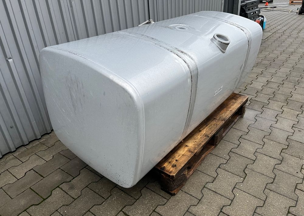 Zbiornik paliwa DAF XF CF 620 litrów bak - Sistema de combustible para Camión: foto 3 Zbiornik paliwa DAF XF CF 620 litrów bak - Sistema de combustible para Camión: foto 3