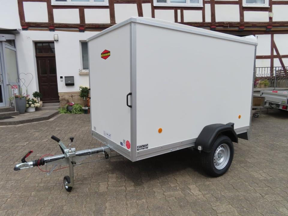 Böckmann KT 2513/135 PKW-Anhänger, Koffer, 1,35to., 100 km/h - Remolque caja cerrada: foto 2 Böckmann KT 2513/135 PKW-Anhänger, Koffer, 1,35to., 100 km/h - Remolque caja cerrada: foto 2