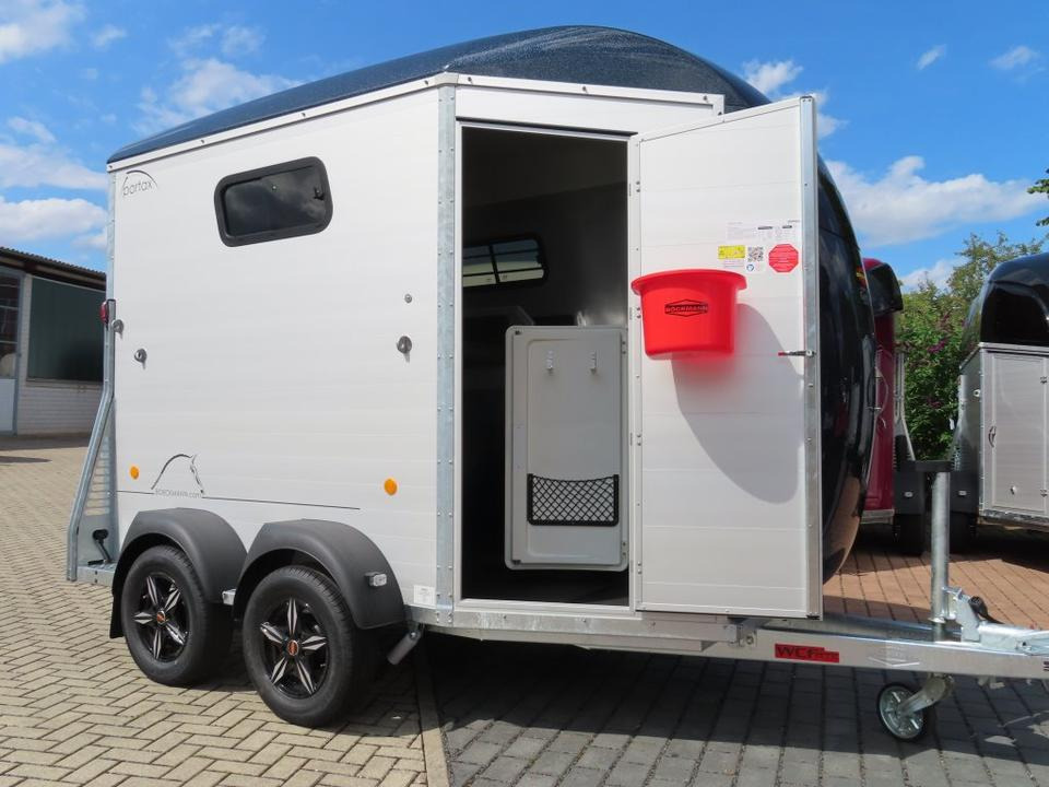 Böckmann Pferdeanhänger,Portax SKA, 2025 WCF Fenster links - Remolque para caballos: foto 3 Böckmann Pferdeanhänger,Portax SKA, 2025 WCF Fenster links - Remolque para caballos: foto 3