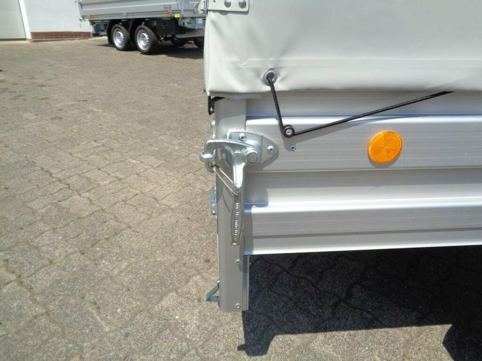 Böckmann-TPV PKW Anhänger Aluaufbau Plane u. Spriegel - Remolque de coche: foto 5 Böckmann-TPV PKW Anhänger Aluaufbau Plane u. Spriegel - Remolque de coche: foto 5