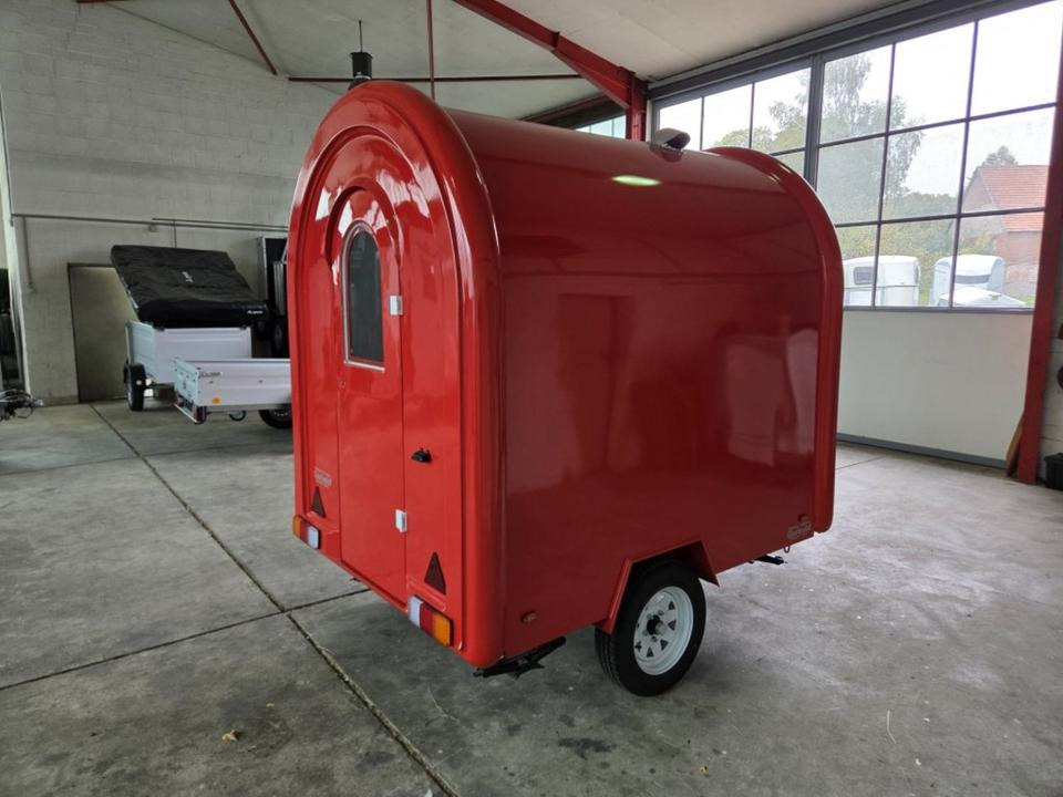 PKW-Anhänger Food-Trailer Verkaufsanhänger Imbiss Abzugshaube - Remolque venta ambulante: foto 4 PKW-Anhänger Food-Trailer Verkaufsanhänger Imbiss Abzugshaube - Remolque venta ambulante: foto 4