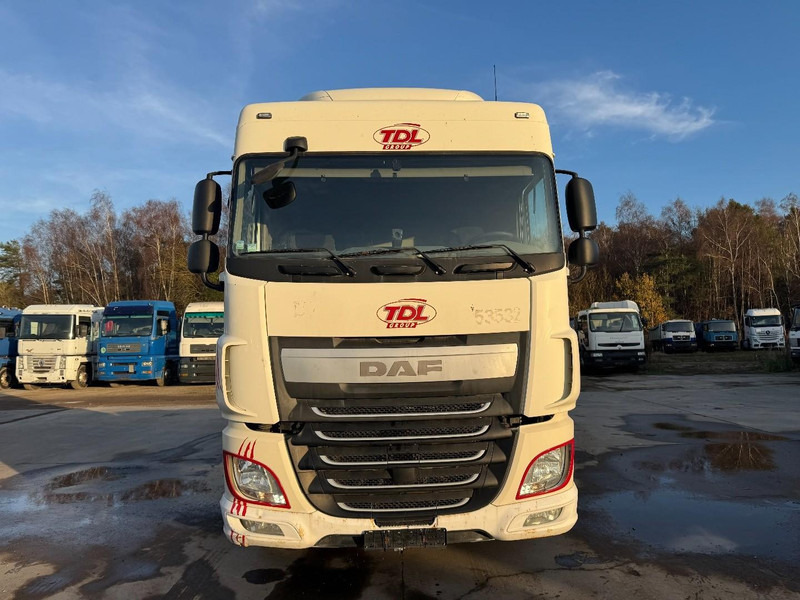 DAF XF 460 (BELGIAN TRUCK IN GOOD CONDITION / CAMION BELGE EN BON ETAT / 993.000km) - Cabeza tractora: foto 2 DAF XF 460 (BELGIAN TRUCK IN GOOD CONDITION / CAMION BELGE EN BON ETAT / 993.000km) - Cabeza tractora: foto 2