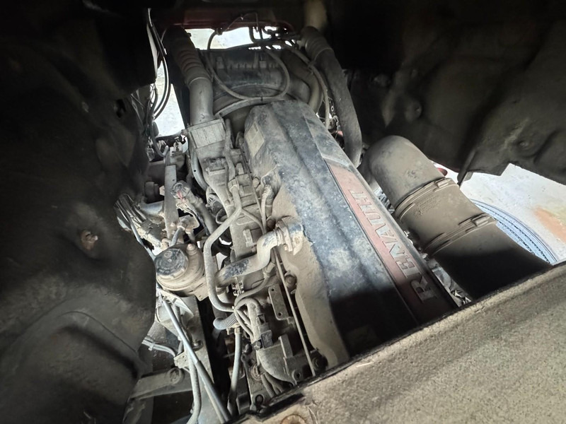 Cabeza tractora Renault Premium 450 DXI (MANUAL GEARBOX / BOITE MANUELLE / PTO / HYDRAULIQUE POUR BENNE): foto 16 Cabeza tractora Renault Premium 450 DXI (MANUAL GEARBOX / BOITE MANUELLE / PTO / HYDRAULIQUE POUR BENNE): foto 16