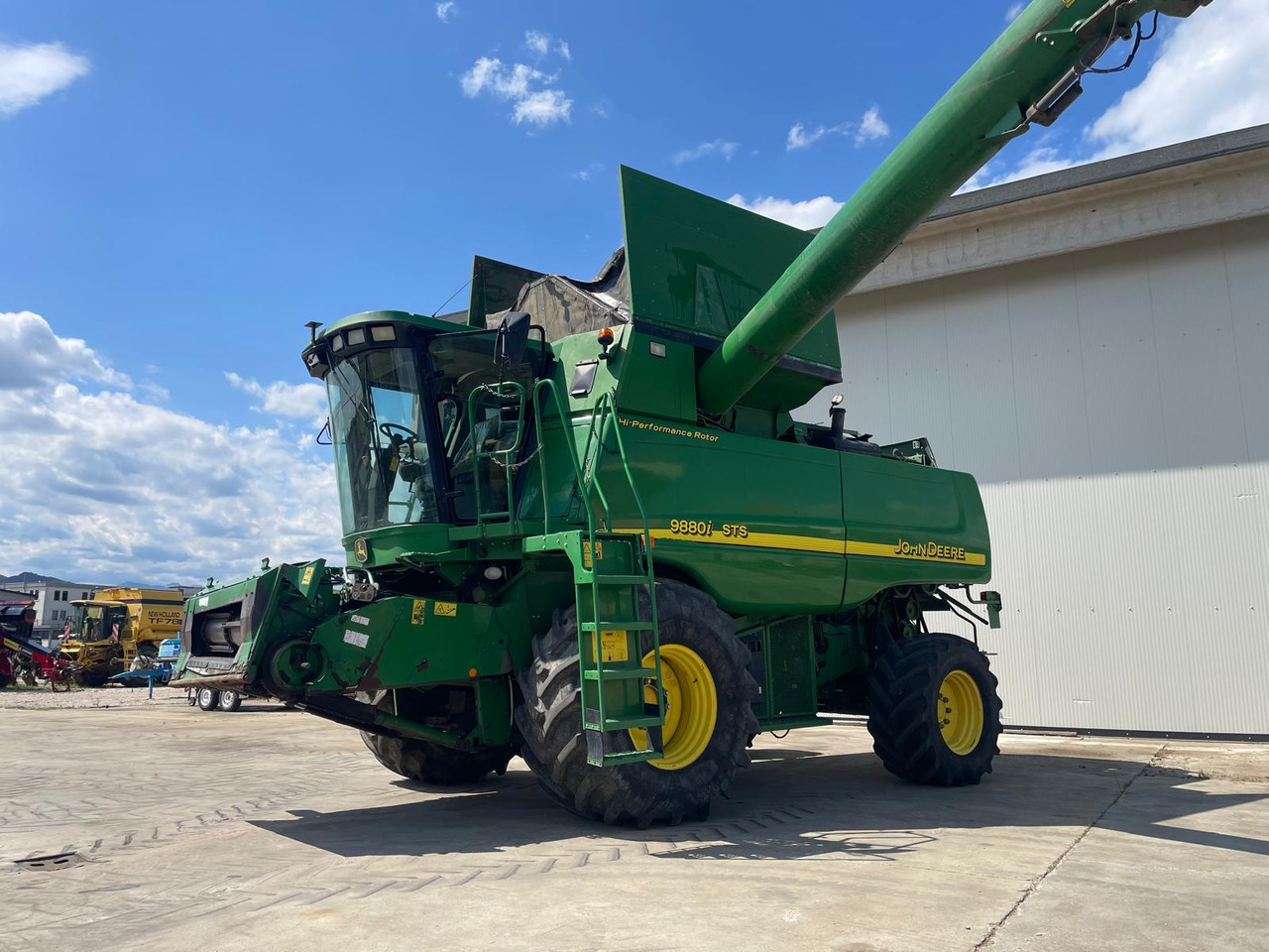 JOHN DEERE MIETITREBBIA STS 9880 - Cosechadora de granos: foto 1 JOHN DEERE MIETITREBBIA STS 9880 - Cosechadora de granos: foto 1