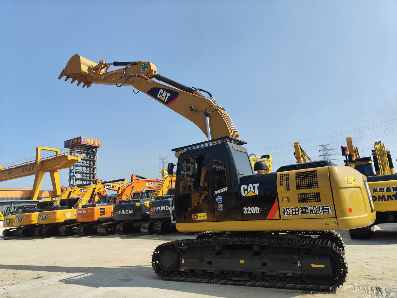 CATERPILLAR 320d - Excavadora de cadenas: foto 2 CATERPILLAR 320d - Excavadora de cadenas: foto 2