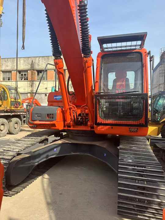 Doosan DX225LC Second-Hand Excavator | Korea Direct Import | 1-Year Warranty & Free Sea Shipping - Excavadora de cadenas: foto 2 Doosan DX225LC Second-Hand Excavator | Korea Direct Import | 1-Year Warranty & Free Sea Shipping - Excavadora de cadenas: foto 2
