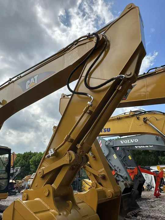 Used Digger CAT 330BL Construction Machinery Construction Digger Used CAT 330BL Cheap Excavator - Excavadora de cadenas: foto 5 Used Digger CAT 330BL Construction Machinery Construction Digger Used CAT 330BL Cheap Excavator - Excavadora de cadenas: foto 5