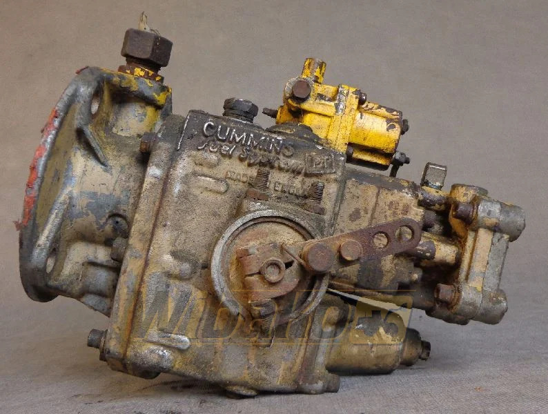 Cummins 018-C1504-D30319 L-AR74095 - Bomba de combustible para Maquinaria de construcción: foto 2 Cummins 018-C1504-D30319 L-AR74095 - Bomba de combustible para Maquinaria de construcción: foto 2