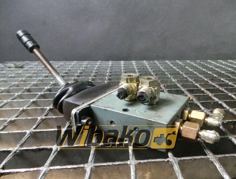 Joystick Rexroth Sigma 1X2TH6L06-10/1N - Cabina e interior para Maquinaria de construcción: foto 1 Joystick Rexroth Sigma 1X2TH6L06-10/1N - Cabina e interior para Maquinaria de construcción: foto 1