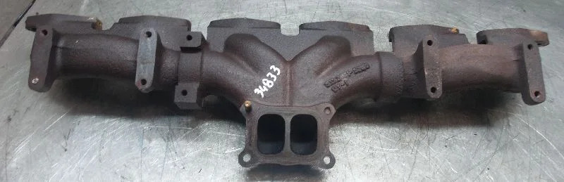 Komatsu 6152-01-5240 - Colector de escape para Maquinaria de construcción: foto 1 Komatsu 6152-01-5240 - Colector de escape para Maquinaria de construcción: foto 1