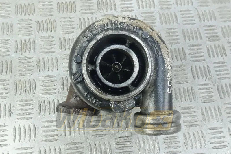 Schwitzer EC-1 04258205 - Turbocompresor para Maquinaria de construcción: foto 1 Schwitzer EC-1 04258205 - Turbocompresor para Maquinaria de construcción: foto 1