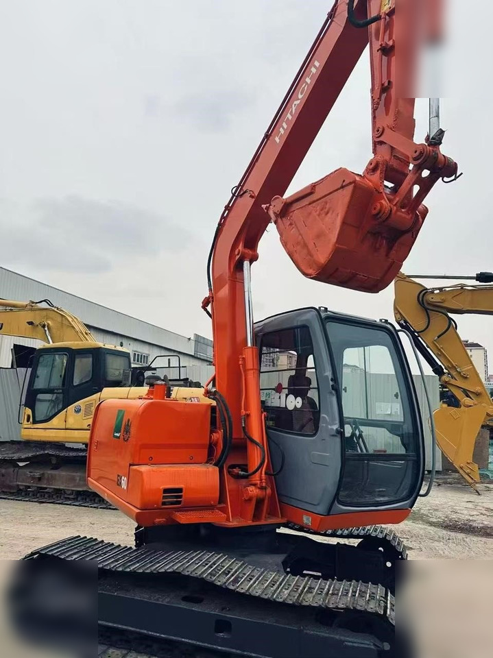 Excavadora de cadenas HITACHI EX60-5: foto 8