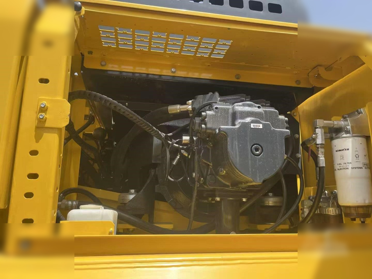 Excavadora de cadenas KOMATSU PC400 LC-8: foto 13 Excavadora de cadenas KOMATSU PC400 LC-8: foto 13