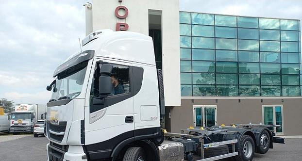 IVECO STRALIS 480 2020 FULL PNEUMATICO EURO 6 - Camión portacontenedore/ Intercambiable: foto 3 IVECO STRALIS 480 2020 FULL PNEUMATICO EURO 6 - Camión portacontenedore/ Intercambiable: foto 3