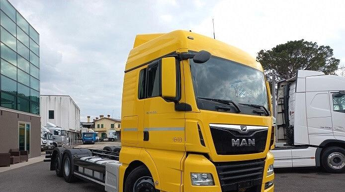 MAN TGX 26.500 MOTRICE 3 ASSI TELAIO EURO 6 2019 - Camión chasis: foto 4 MAN TGX 26.500 MOTRICE 3 ASSI TELAIO EURO 6 2019 - Camión chasis: foto 4