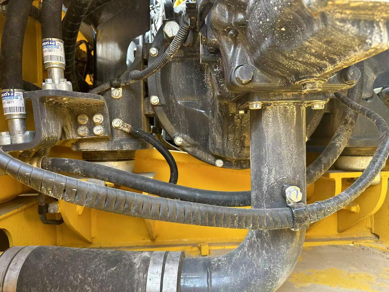 KOMATSU Crawler excavator Low Price Used Construction Machinery Komatsu PC350-7 Hydraulic Excavator for Earthmoving and Construction Site Hot Sale - Excavadora de cadenas: foto 3 KOMATSU Crawler excavator Low Price Used Construction Machinery Komatsu PC350-7 Hydraulic Excavator for Earthmoving and Construction Site Hot Sale - Excavadora de cadenas: foto 3