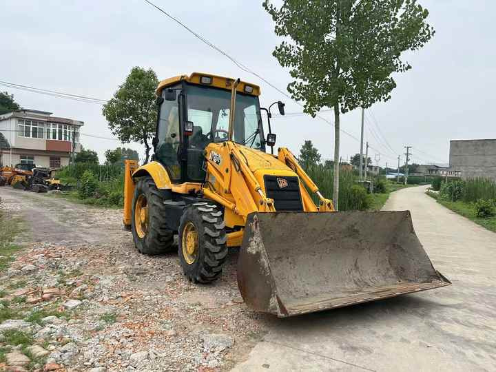 Second Hand Retroexcavadora JCB 3cx Backhoe Loader Multi Functional Original JCB Backhoe Loader 3CX 4CX 4x4 Good Quality Price - Retroexcavadora: foto 2 Second Hand Retroexcavadora JCB 3cx Backhoe Loader Multi Functional Original JCB Backhoe Loader 3CX 4CX 4x4 Good Quality Price - Retroexcavadora: foto 2