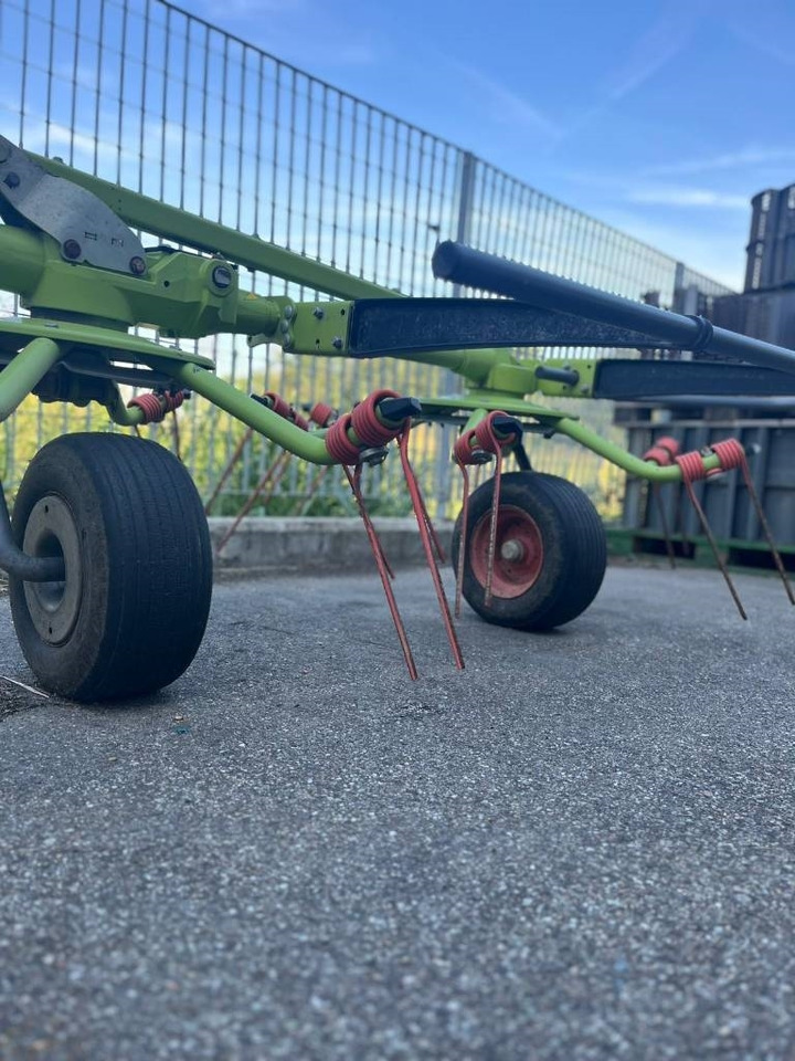 Claas VOLTO 65 - Henificadora: foto 3 Claas VOLTO 65 - Henificadora: foto 3