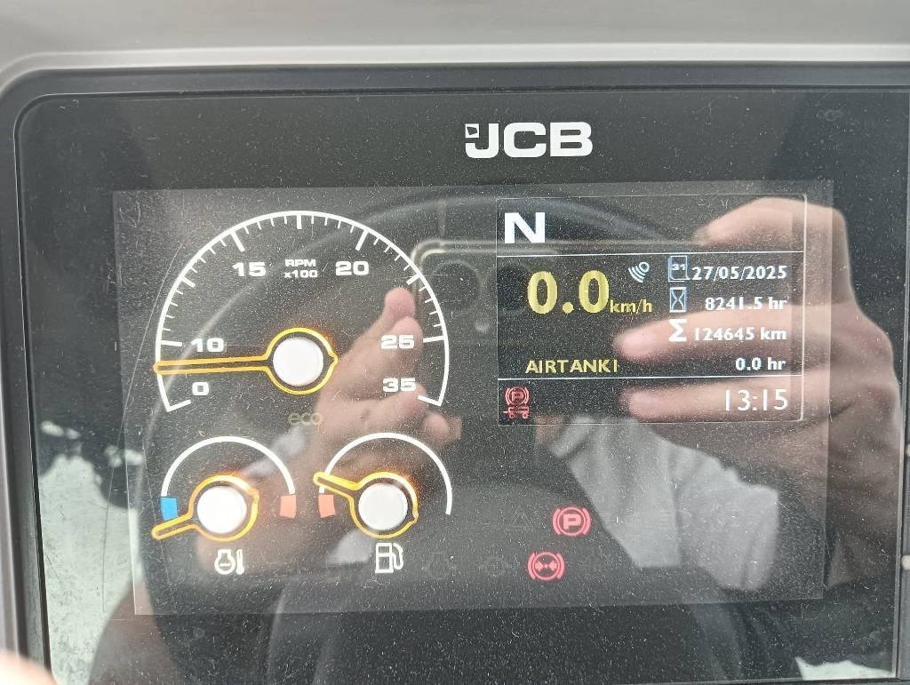 JCB Fastrac 4220 - Tractor: foto 5 JCB Fastrac 4220 - Tractor: foto 5