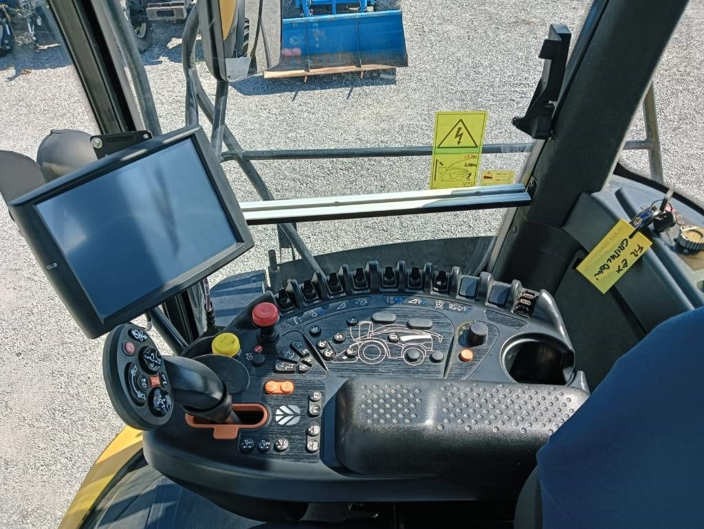 Cosechadora de forraje New Holland FR 650: foto 13