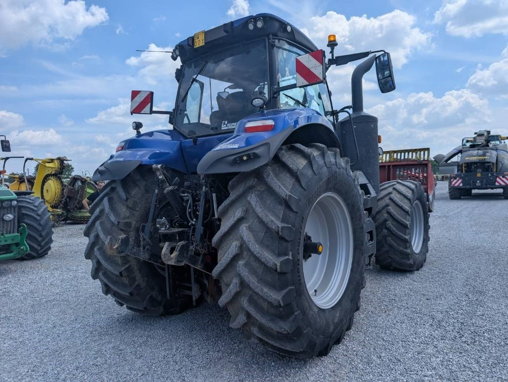 Tractor New Holland T 8.380: foto 12