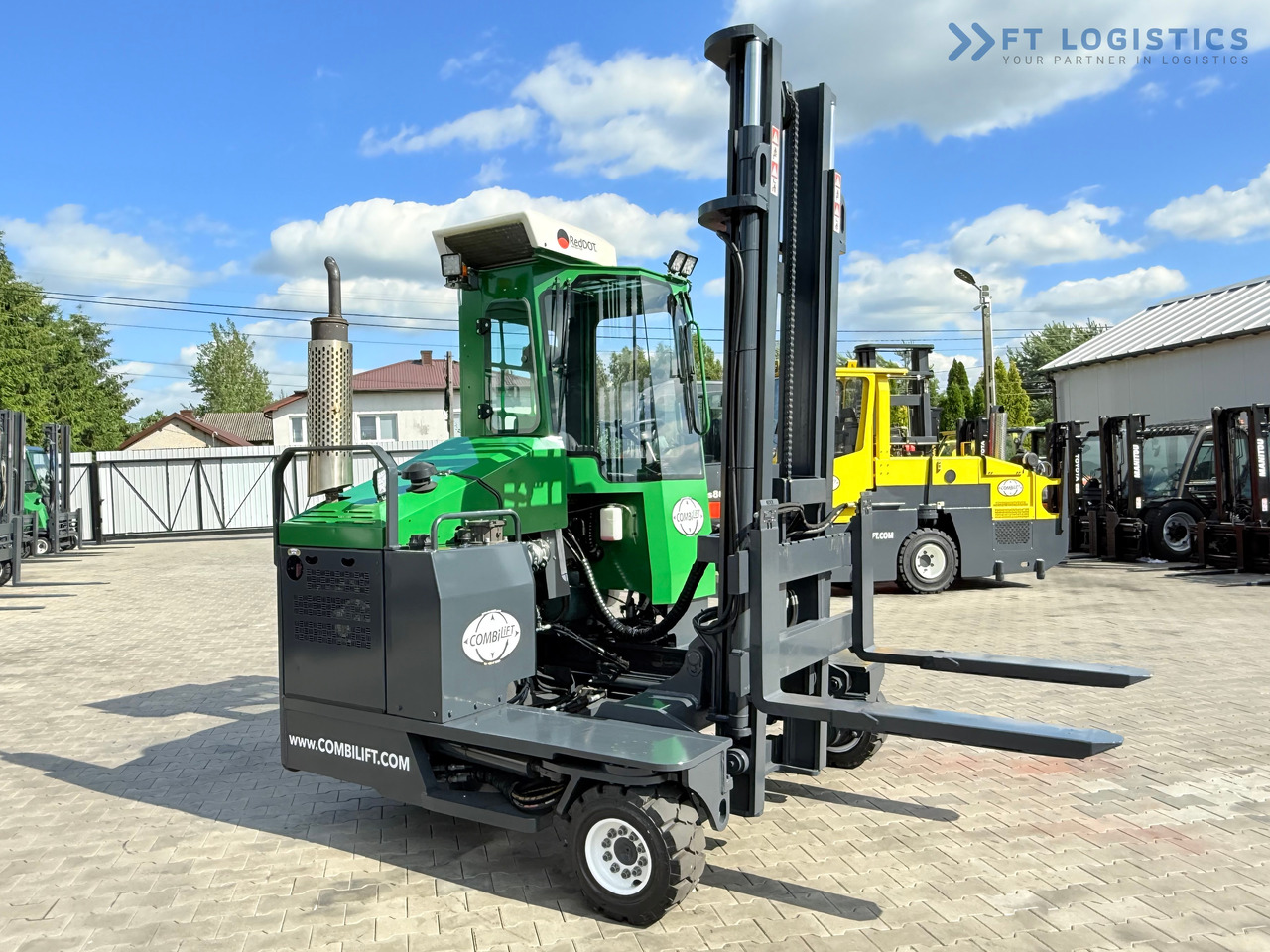 Carretilla de 4 vías nuevo COMBILIFT C3500 / DUPLEX 4100MM / GAS / EXTENDABLE FORKS / CABIN / HEATING + AIR CONDITIONING / LIKE NEW: foto 17