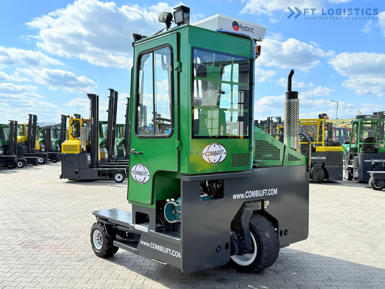 Carretilla de 4 vías nuevo COMBILIFT C3500 / DUPLEX 4100MM / GAS / EXTENDABLE FORKS / CABIN / HEATING + AIR CONDITIONING / LIKE NEW: foto 8