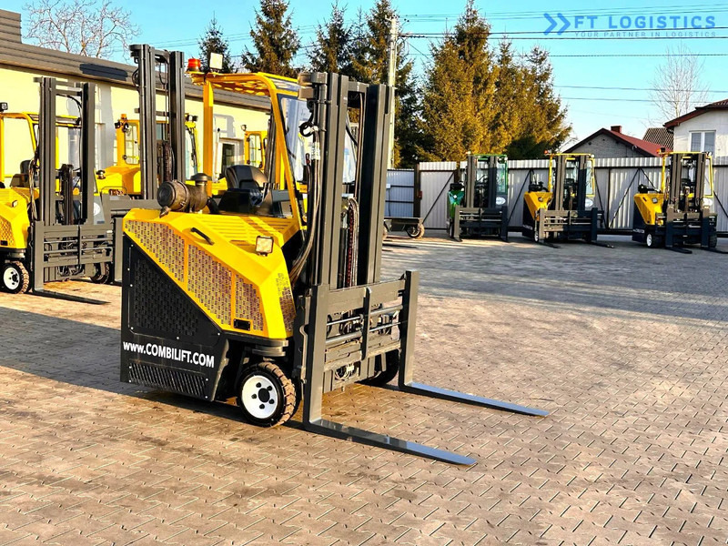 Combilift C3000CB / LPG / TRIPLEX - 4900MM / LPG / FREE LIFT / FORK POSITIONER C3000CB / LPG / TRIPLEX - 4900MM / LPG / FREE LIFT / FORK P - Carretilla de 4 vías: foto 5 Combilift C3000CB / LPG / TRIPLEX - 4900MM / LPG / FREE LIFT / FORK POSITIONER C3000CB / LPG / TRIPLEX - 4900MM / LPG / FREE LIFT / FORK P - Carretilla de 4 vías: foto 5