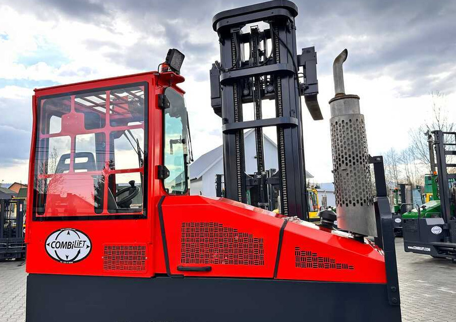 Carretilla de 4 vías Combilift C4000 / DIESEL / TRIPLEX / 8400MM / FREE LIFT / SIDESHIFT / LIKE NEW: foto 33