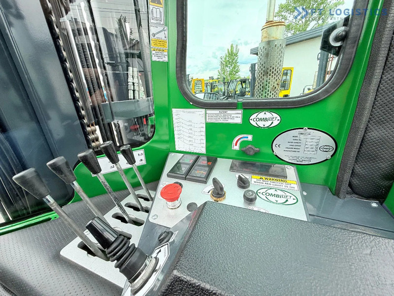 Carretilla de 4 vías Combilift C4000 / TRIPLEX / 9300MM / FREE LIFT / POSITIONER / GAS / CABIN C4000 / TRIPLEX / 9300MM / FREE LIFT / POSITIONER / GAS / CABIN: foto 18 Carretilla de 4 vías Combilift C4000 / TRIPLEX / 9300MM / FREE LIFT / POSITIONER / GAS / CABIN C4000 / TRIPLEX / 9300MM / FREE LIFT / POSITIONER / GAS / CABIN: foto 18