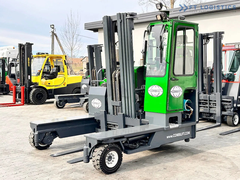 Combilift C4500 / LPG / TRIPLEX / 5500MM / FREE LIFT / HYDRAULIC FORK SHIFT / Like New C4500 / LPG / TRIPLEX / 5500MM / FREE LIFT / HYDRAU - Carretilla de 4 vías: foto 1 Combilift C4500 / LPG / TRIPLEX / 5500MM / FREE LIFT / HYDRAULIC FORK SHIFT / Like New C4500 / LPG / TRIPLEX / 5500MM / FREE LIFT / HYDRAU - Carretilla de 4 vías: foto 1