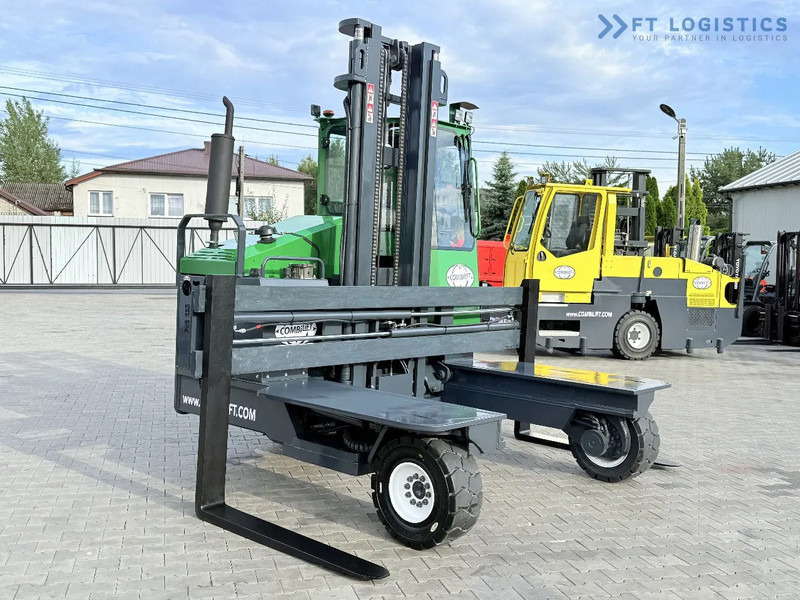 Carretilla de 4 vías Combilift C5000XL / DIESEL / DUPLEX - 4000MM / WIDE FORK POSITIONER 3350MM / FULL HEATED CABIN / ONLY 6453H / CONDITION - LIKE NEW! C5000X: foto 8 Carretilla de 4 vías Combilift C5000XL / DIESEL / DUPLEX - 4000MM / WIDE FORK POSITIONER 3350MM / FULL HEATED CABIN / ONLY 6453H / CONDITION - LIKE NEW! C5000X: foto 8
