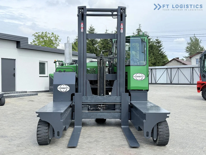 Combilift C8000 / GAS / DUPLEX – 4700MM / FORK POSITIONER / FREE LIFT / FULL HEATED CABIN / ONLY 5141 HOURS / CONDITION – LIKE NEW! C8000 - Carretilla de 4 vías: foto 5 Combilift C8000 / GAS / DUPLEX – 4700MM / FORK POSITIONER / FREE LIFT / FULL HEATED CABIN / ONLY 5141 HOURS / CONDITION – LIKE NEW! C8000 - Carretilla de 4 vías: foto 5