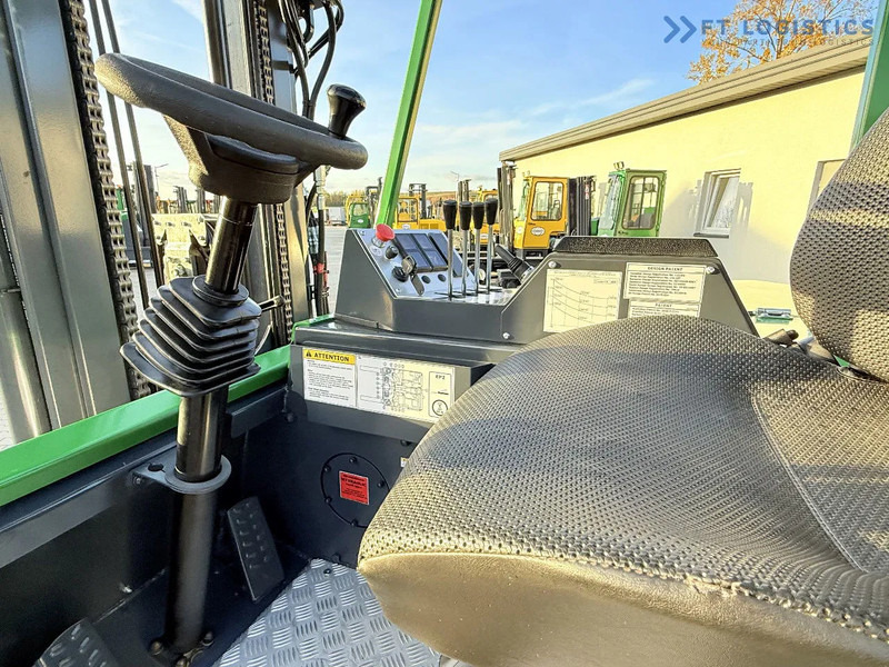 Carretilla de 4 vías Combilift CB4000 / GAS / TRIPLEX 5200MM / FREE LIFT / FORK POSITIONER / SIDE SHIFT / EXCELLENT CONDITION / Wide range of four-way and side: foto 14