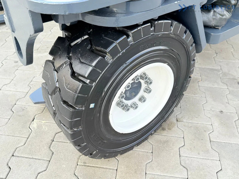 Combilift COMBILIFT C3000XL LARGE CABIN – DUPLEX 3200mm – Year 2015 – LPG – FREE LIFT – SIDESHIFT – CONDITION 5/5 COMBILIFT C3000XL LARGE - Carretilla de 4 vías: foto 3 Combilift COMBILIFT C3000XL LARGE CABIN – DUPLEX 3200mm – Year 2015 – LPG – FREE LIFT – SIDESHIFT – CONDITION 5/5 COMBILIFT C3000XL LARGE - Carretilla de 4 vías: foto 3