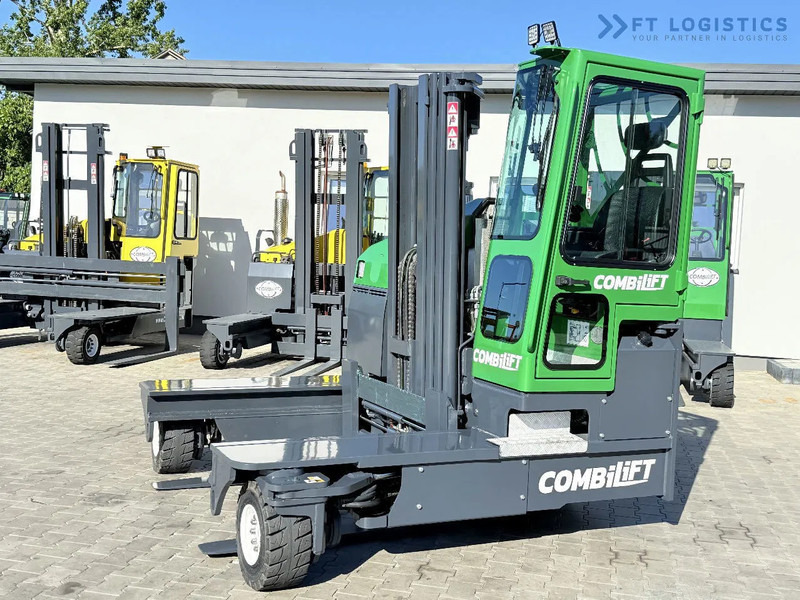 Combilift Combilift FOUR-WAY MULTIDIRECTIONAL FORKLIFT C4500 / DIESEL / TRIPLEX 4900MM / ONLY 4854 HOURS / FORK POSITIONER / FULL CABIN – - Carretilla de 4 vías: foto 3 Combilift Combilift FOUR-WAY MULTIDIRECTIONAL FORKLIFT C4500 / DIESEL / TRIPLEX 4900MM / ONLY 4854 HOURS / FORK POSITIONER / FULL CABIN – - Carretilla de 4 vías: foto 3