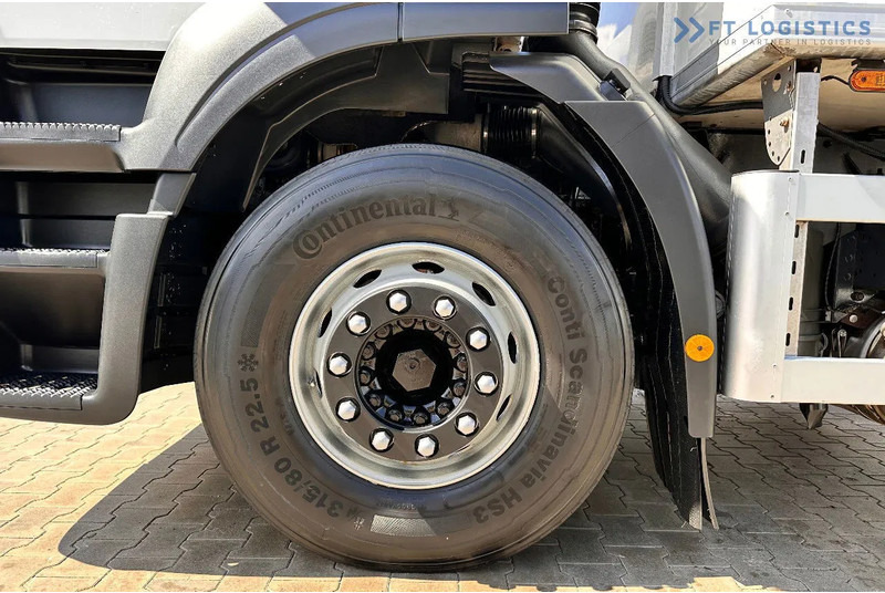 Iveco Stralis 420 STRALIS 420 / Refrigerated Truck / Carrier Supra 950 / 19 Pallets / Tail Lift / Tires - Camión frigorífico: foto 5 Iveco Stralis 420 STRALIS 420 / Refrigerated Truck / Carrier Supra 950 / 19 Pallets / Tail Lift / Tires - Camión frigorífico: foto 5