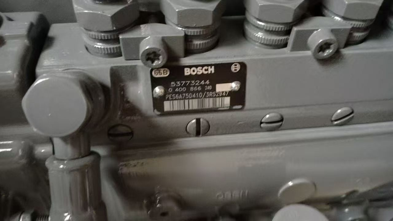 DEUTZ F4L912 - Motor para Excavadora: foto 2 DEUTZ F4L912 - Motor para Excavadora: foto 2