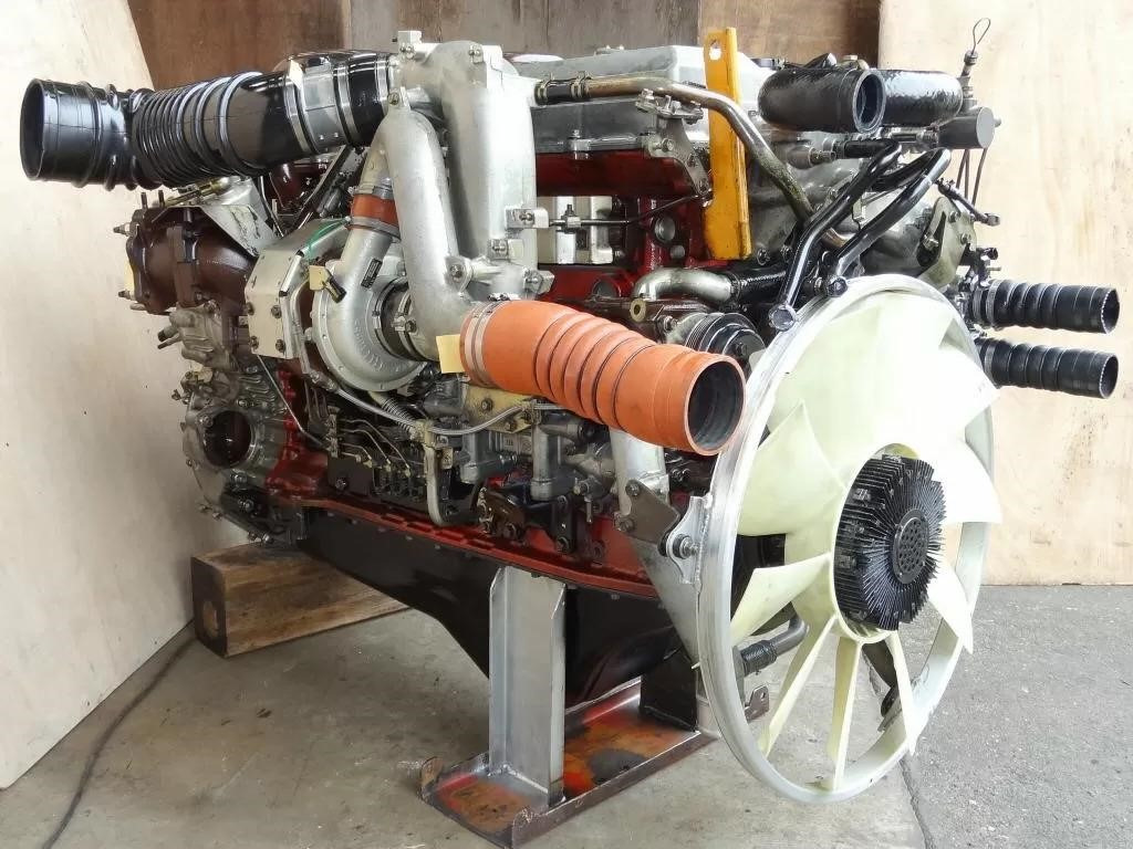 HINO E13CYM - Motor para Excavadora: foto 1 HINO E13CYM - Motor para Excavadora: foto 1