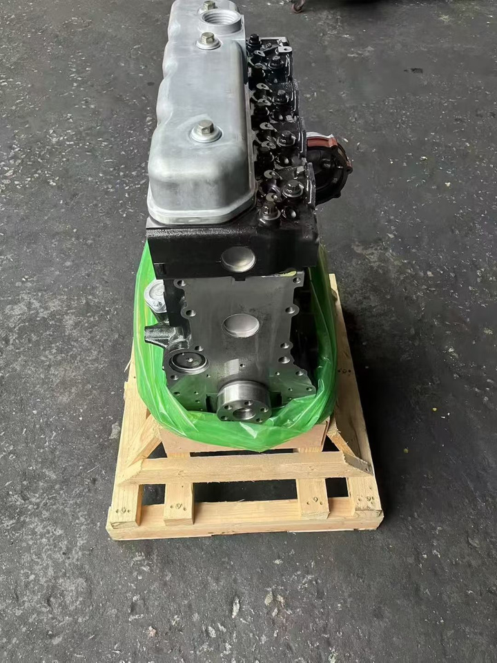 ISUZU 4BG1 - Motor para Excavadora: foto 2 ISUZU 4BG1 - Motor para Excavadora: foto 2