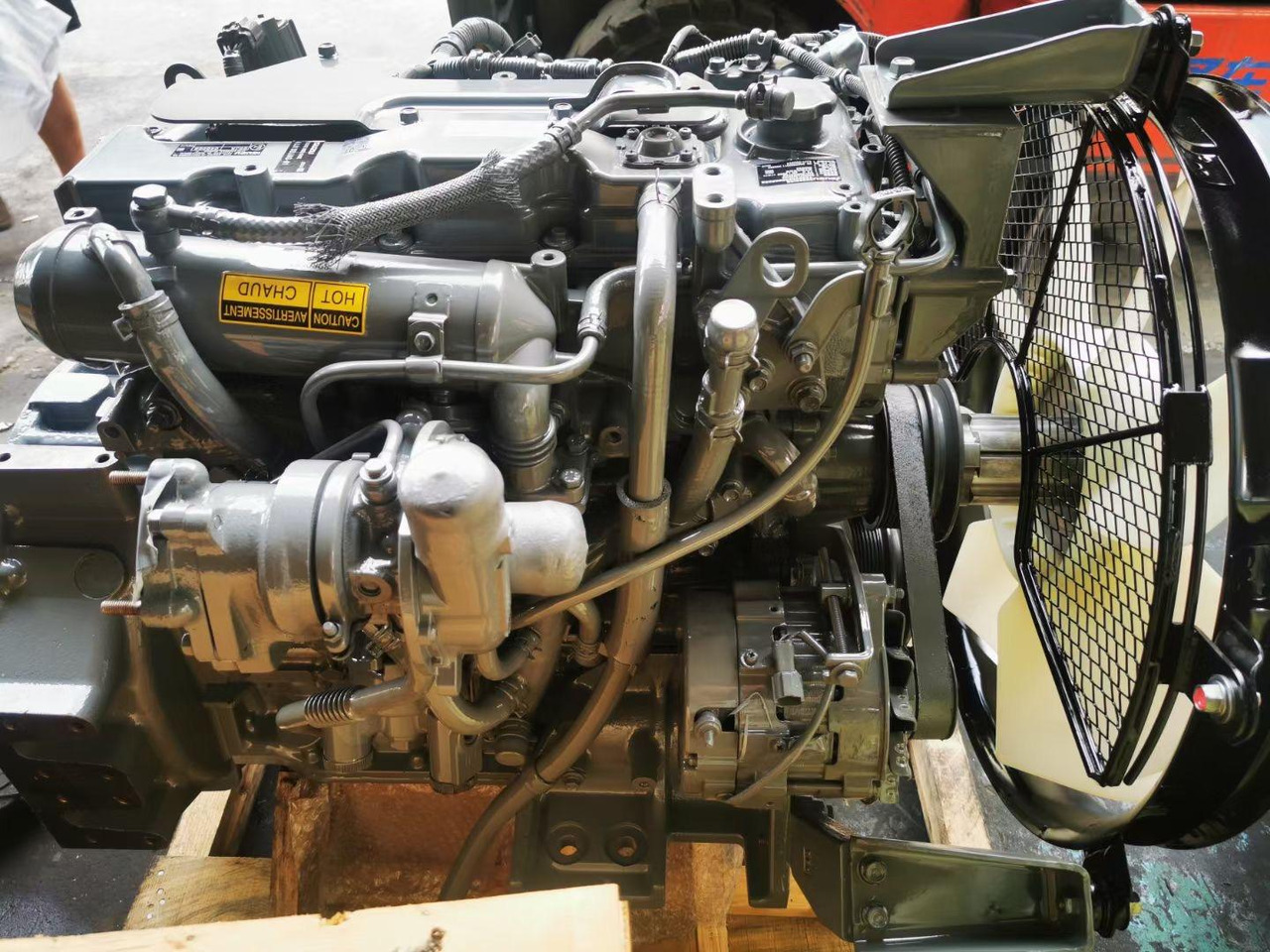 ISUZU 4LE2 - Motor para Excavadora: foto 1 ISUZU 4LE2 - Motor para Excavadora: foto 1