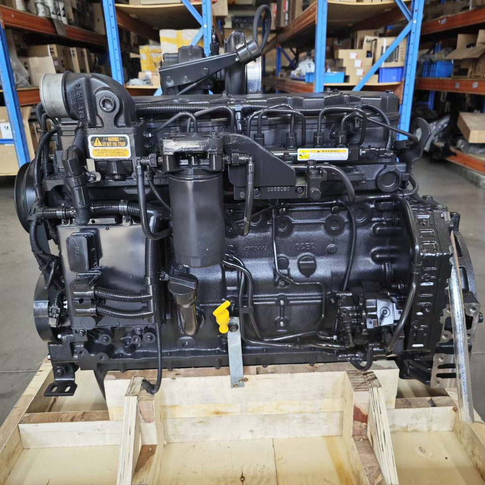 KOMATSU 6D107 - Motor para Excavadora: foto 1 KOMATSU 6D107 - Motor para Excavadora: foto 1