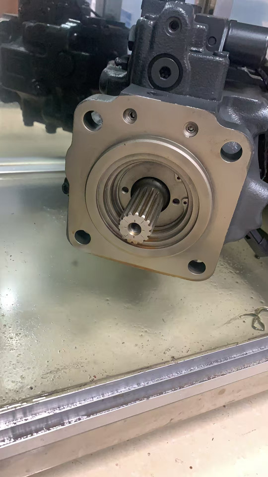 KOMATSU 708-1t-00431 - Bomba hidráulica para Excavadora: foto 1 KOMATSU 708-1t-00431 - Bomba hidráulica para Excavadora: foto 1