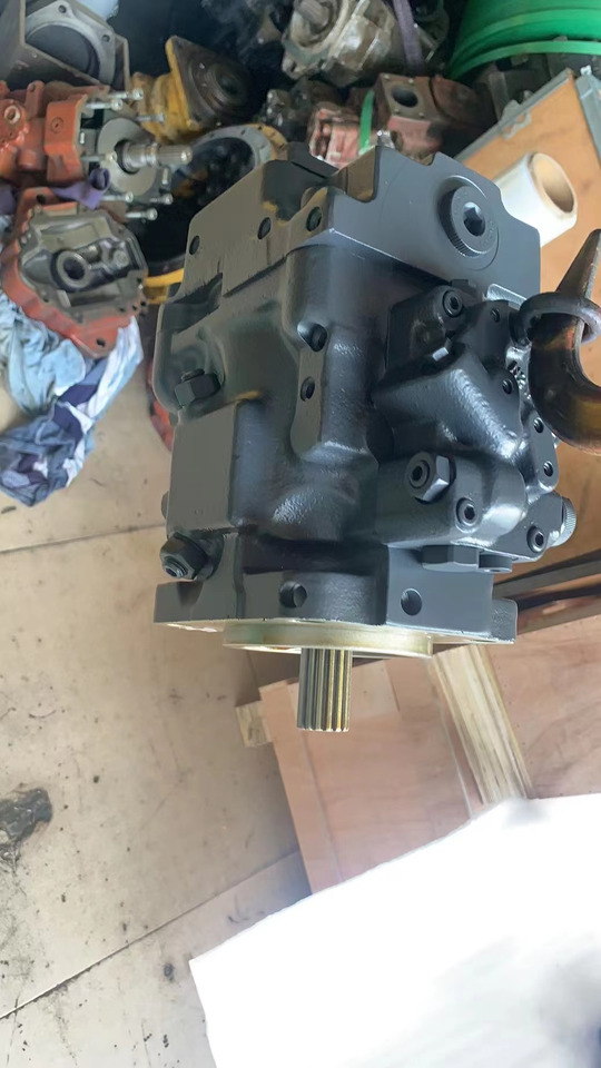 KOMATSU 708-1t-00540 - Bomba hidráulica para Bulldozer: foto 2 KOMATSU 708-1t-00540 - Bomba hidráulica para Bulldozer: foto 2