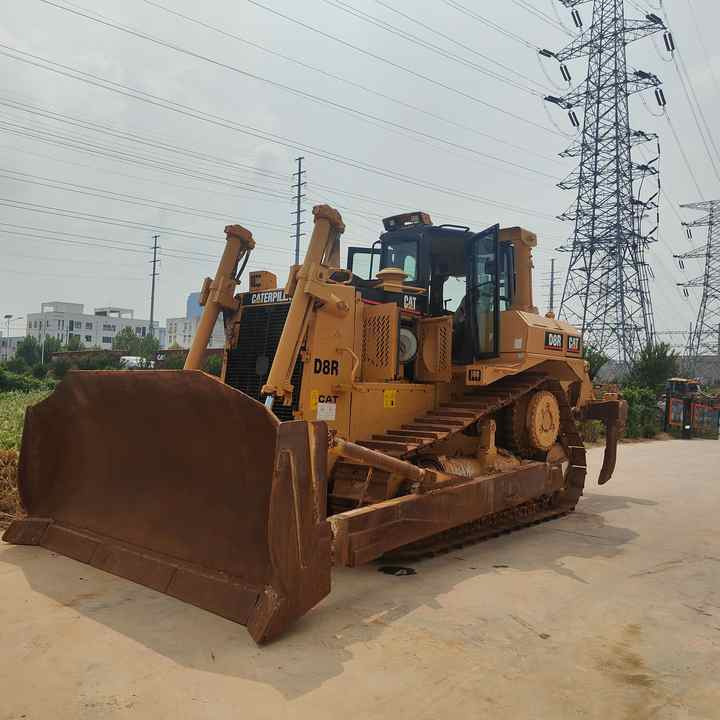 100% Original Paint Used Caterpillar D8R Bulldozer CAT D8R Crawler Dozer with Superior Performance and Power for Sale - Bulldozer: foto 1 100% Original Paint Used Caterpillar D8R Bulldozer CAT D8R Crawler Dozer with Superior Performance and Power for Sale - Bulldozer: foto 1