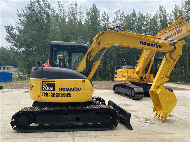 High Quality Used Crawler Excavator komatsu Pc78 Pc128 Pc138 Pc200-8 Pc220-8 Pc240-8 Excavator - Excavadora de cadenas: foto 3 High Quality Used Crawler Excavator komatsu Pc78 Pc128 Pc138 Pc200-8 Pc220-8 Pc240-8 Excavator - Excavadora de cadenas: foto 3