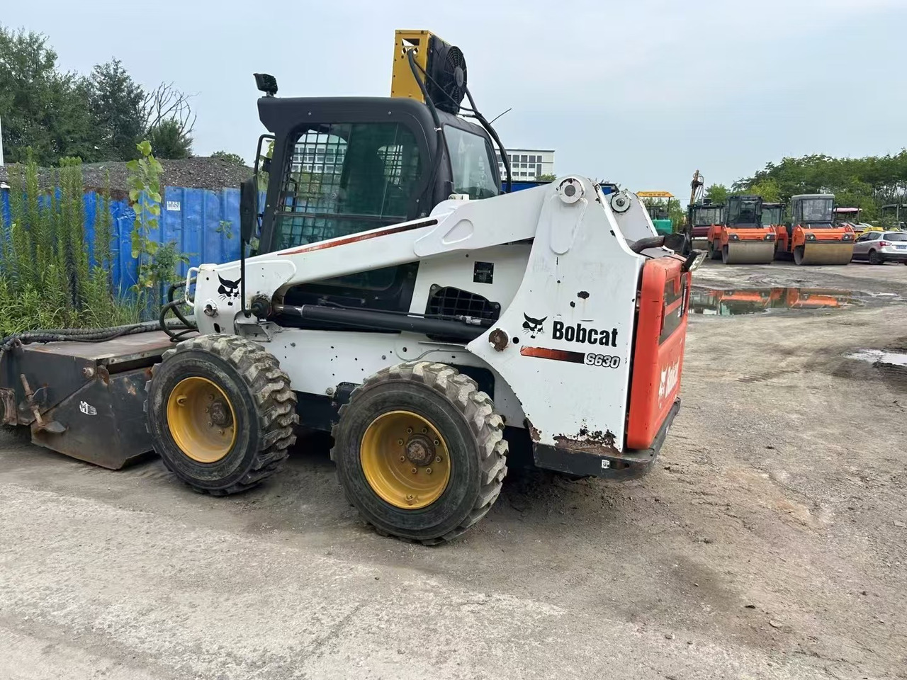 BOBCAT High Quality Used Bobcat S630 Skip Steer - Maquinaria de construcción: foto 4 BOBCAT High Quality Used Bobcat S630 Skip Steer - Maquinaria de construcción: foto 4
