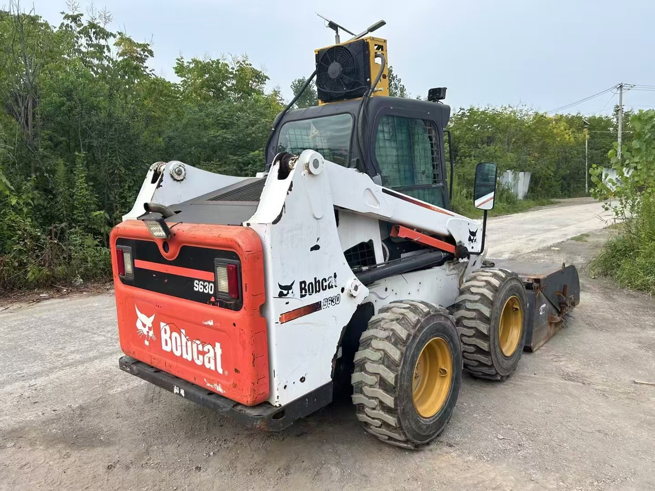 BOBCAT High Quality Used Bobcat S630 Skip Steer - Maquinaria de construcción: foto 2 BOBCAT High Quality Used Bobcat S630 Skip Steer - Maquinaria de construcción: foto 2